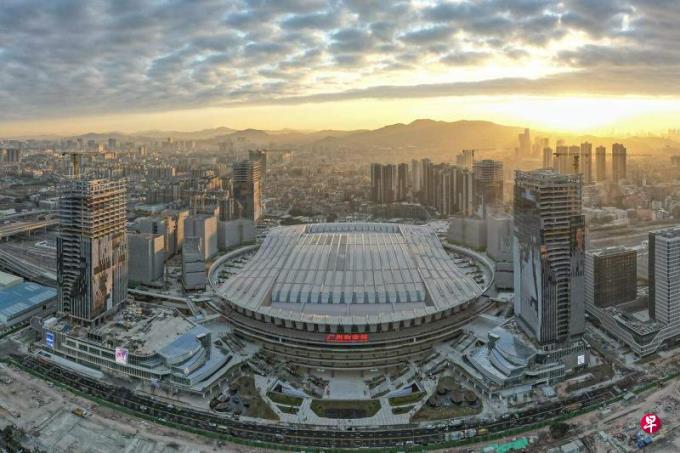 粤港澳大湾区“超级车站”广州白云站投入运营