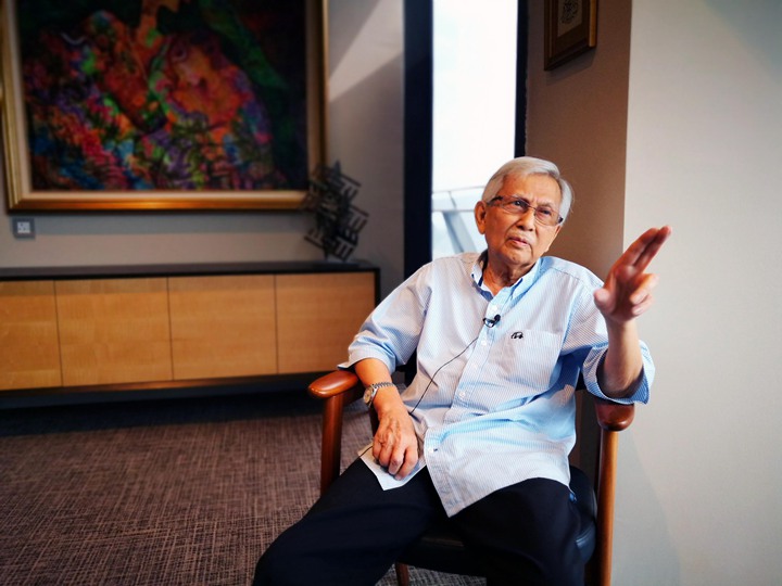 马国前财长达因与马哈迪关系密切。反贪会对付达因的行动因此被认为官方可能接下来将对付马哈迪。(档案照片)