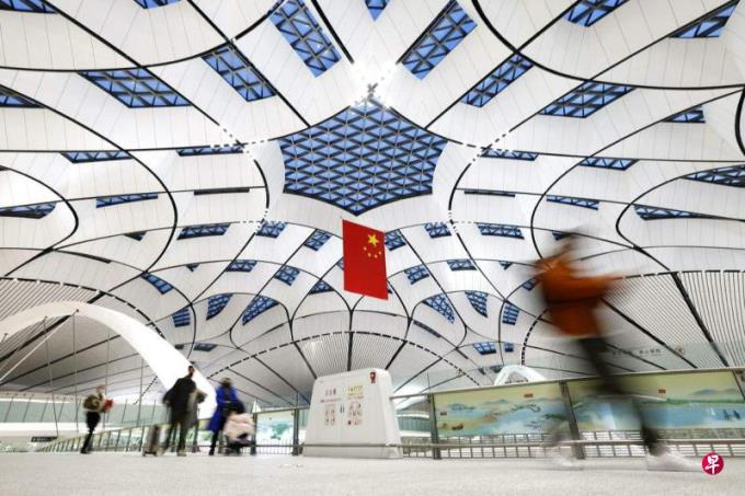 继对六国实行单方面免签后 中国又放宽外国人入华要求