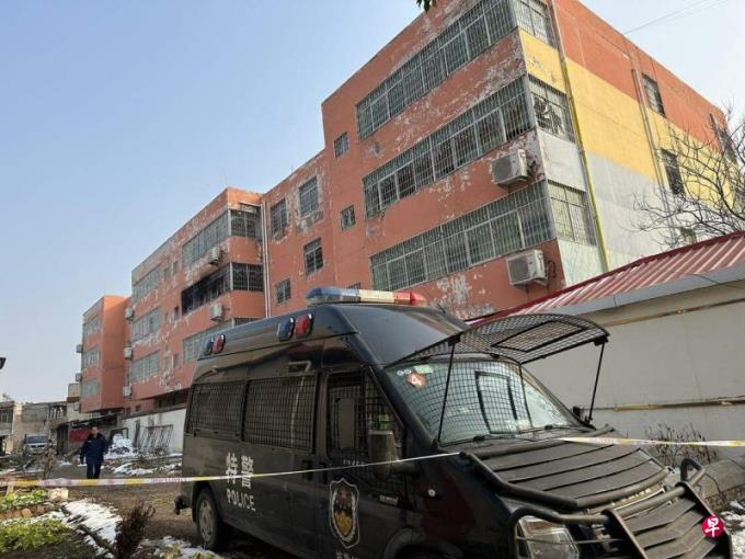 河南一学校宿舍着火13人身亡 初步怀疑是电暖器导致起火