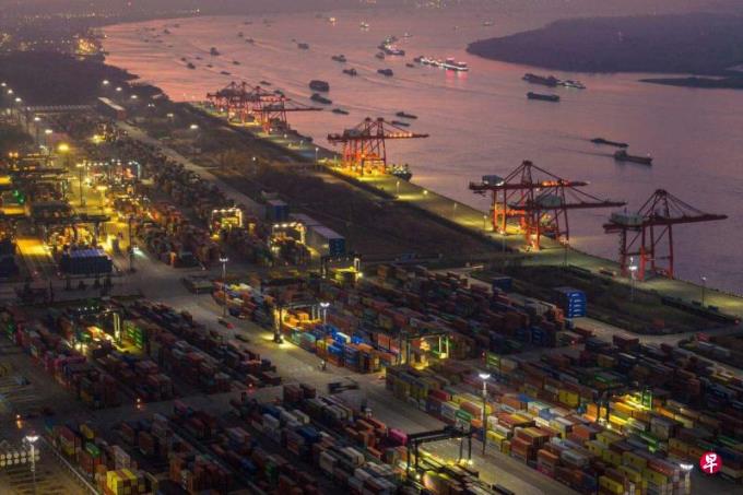 中国商务部:2024年外贸形势更加复杂严峻