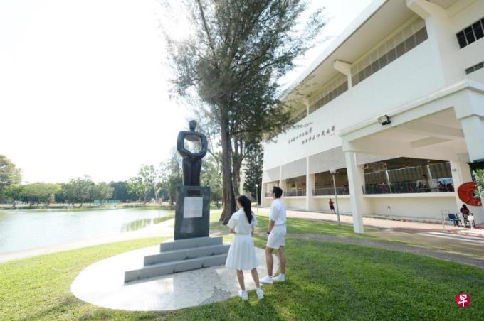 教育界:黄祖耀热心支持教育事业