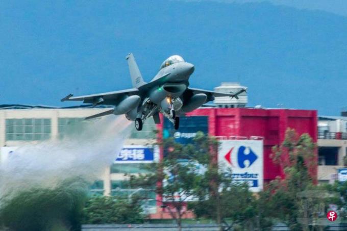 台军大年初一公布战机防空导弹战备实况