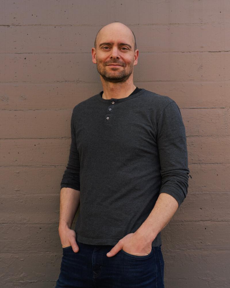 加州大学伯克利分校教授、人工智能和机器人初创企业创始人彼得·阿比尔说,在美国公司和大学,与中国研究人员共事被视为理所当然的。