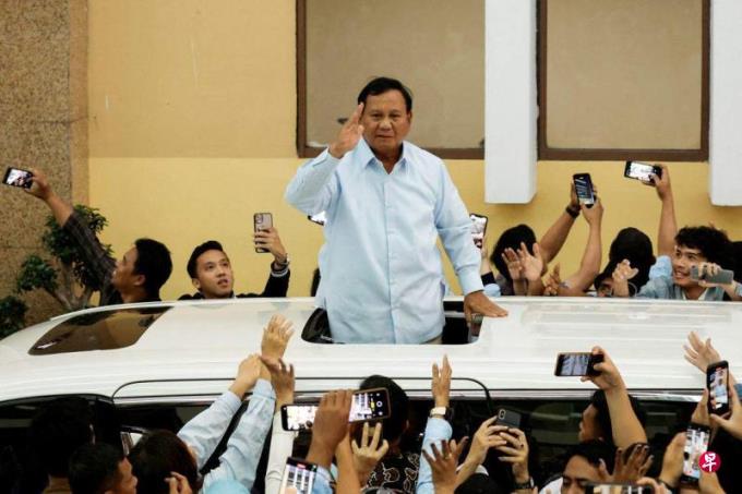 正式当选仅11天就出访 普拉博沃展现外交积极姿态