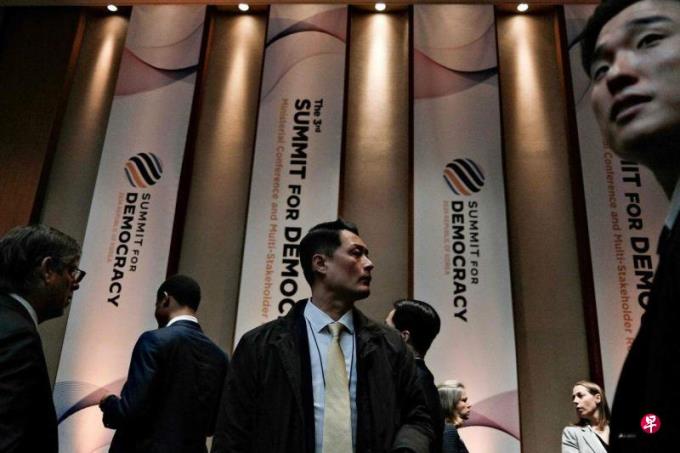 吴俊刚:第三届民主峰会悄然落幕