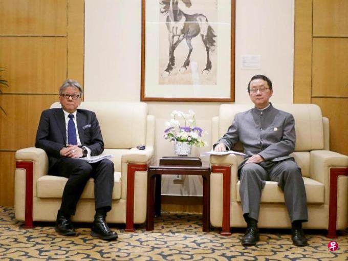 美日菲领导人会晤引发中国强烈反应