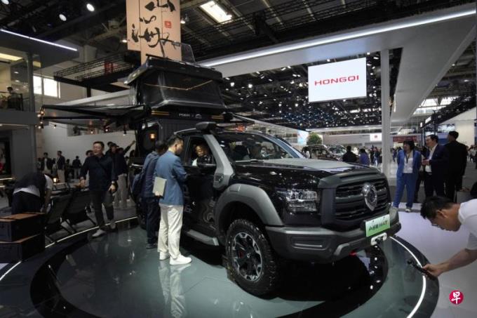 中国为汽车以旧换新提供最高1万元人民币补贴