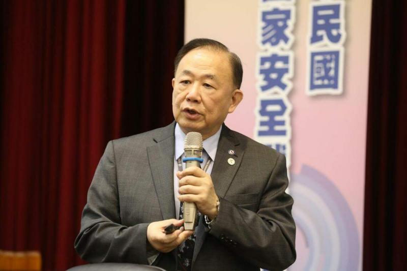 陈永康是国政基金会国安组召集人,他提案让台湾国安战略法制化,以便跨部会协调、避免资源分配不均。(国民党提供)