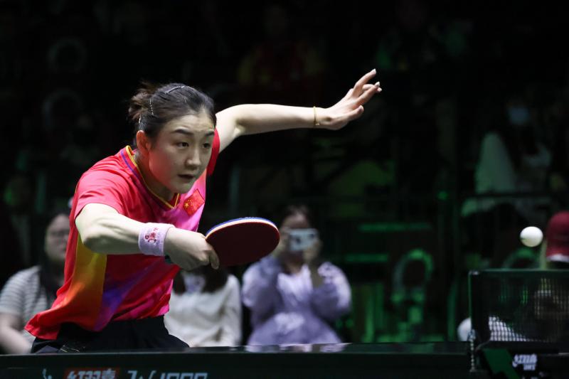 陈梦5月9日在沙特赛上以4比1战胜日本选手张本美和。(新华社)