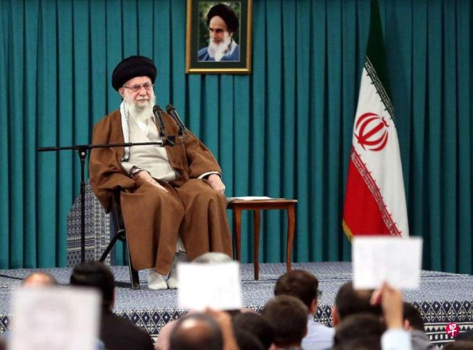 伊朗总统坠机 哈梅内伊:国家安全与治理不受干扰