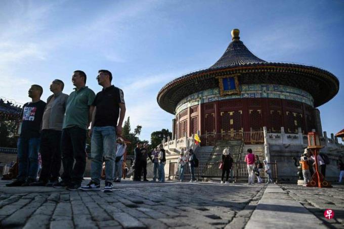 习近平:欢迎美国游客亲身感受真实的中国