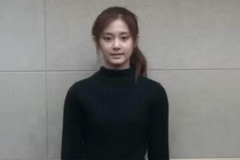 周子瑜2016年就涉台独争议发布道歉视频。(互联网)