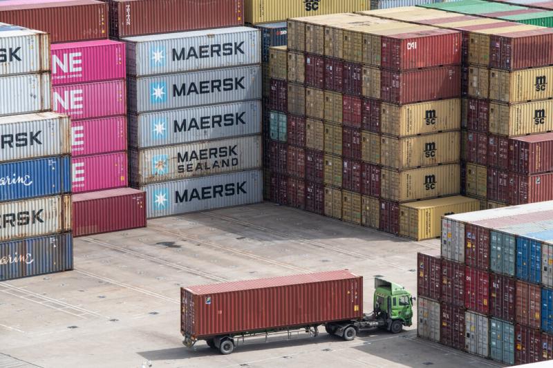 宁波舟山港是世界上最繁忙的港口之一。