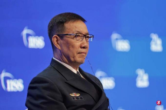 董军批菲律宾在南中国海“碰瓷”