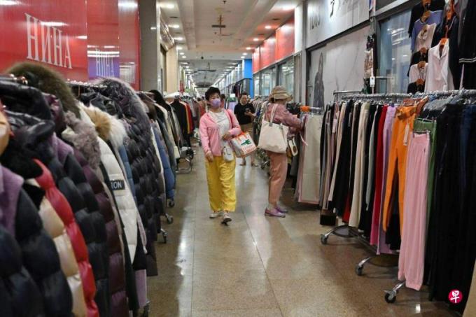 中国5月财新服务业PMI升至去年8月以来新高