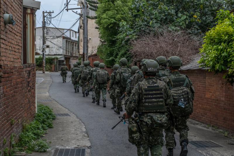 士兵在去年的一次军事演习中。