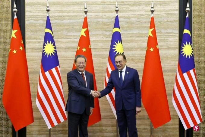 马中加强经贸合作 马国获准向中国出口新鲜榴梿