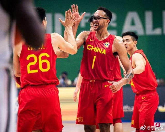 归化球员李凯尔坚称继续为中国男篮效力