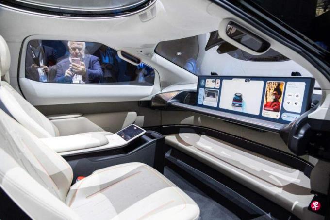 杨军:AI时代要警惕认知偏差