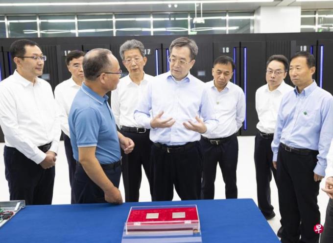 丁薛祥:以“十年磨一剑”决心 加快实现高水平科技自立自强