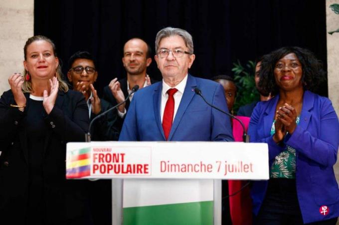 法国左翼联盟庆祝胜利 梅朗雄称已准备好执政