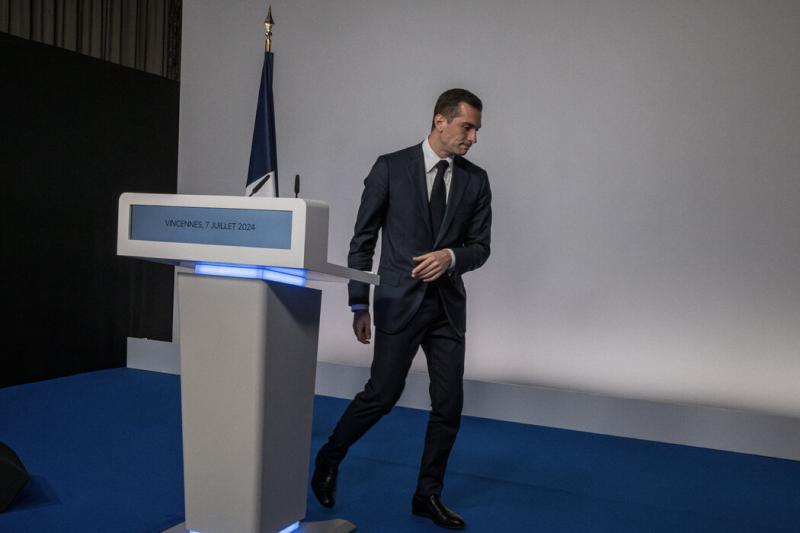 国民联盟主席若尔当·巴尔代拉称,这些交易阻碍了该党争取多数席位的努力,是“不光彩的联盟”。