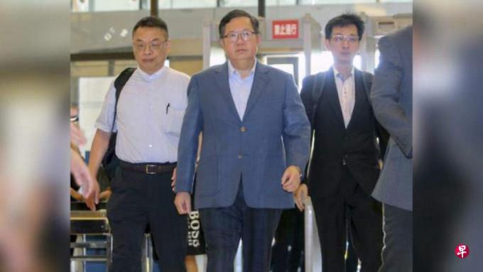 郑文灿涉贪收押禁见 民进党开铡停权三年