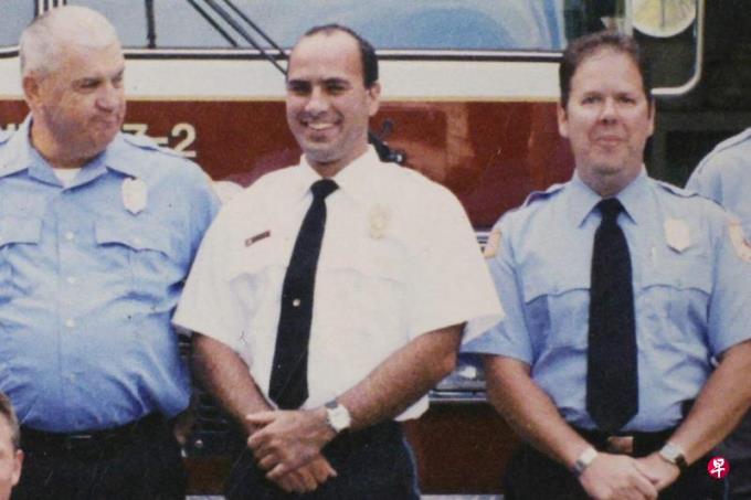 特朗普枪击案遇难者 为家人挡子弹身亡