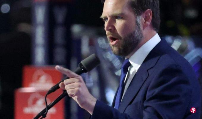 万斯正式接受共和党提名 促选民选择新道路