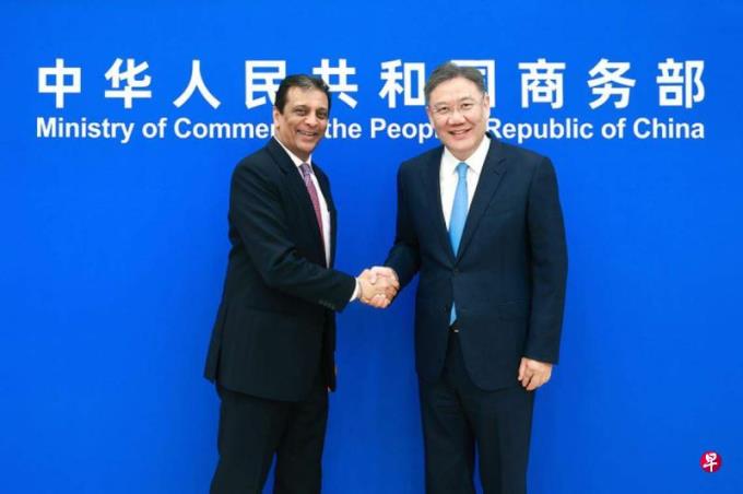 中国商务部长:将做好外资准入的减法和优化营商环境的加法