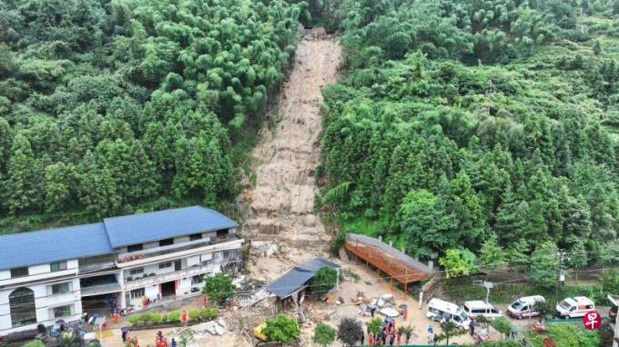 强降雨冲击中国内陆省市 致湖南衡阳15人遇难