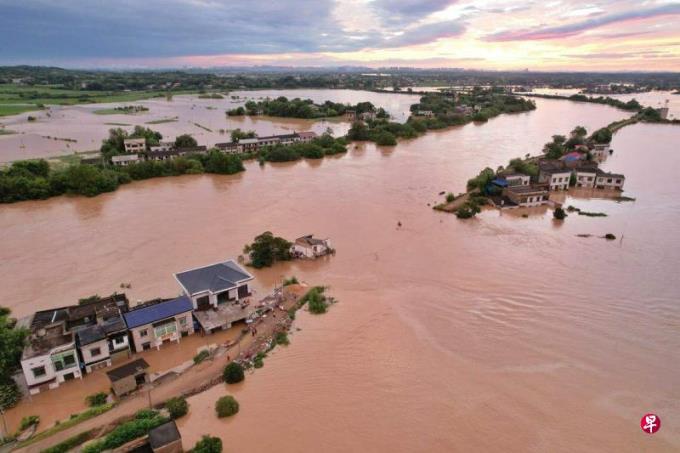 湖南湘潭遇50余年最大洪水 24小时内发生三起决口险情