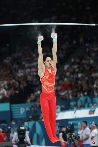 两次掉杠导致体操丢金 苏炜德被中国网民指责