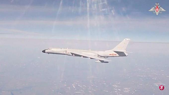 【东谈西论】中俄轰炸机抵近阿拉斯加秀肌肉