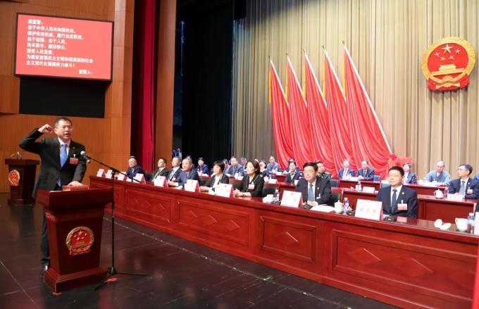 翟磊当选上海市静安区区长