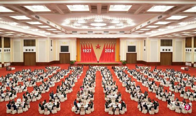 董军:解放军时刻准备捍卫国家利益 粉碎分裂行径