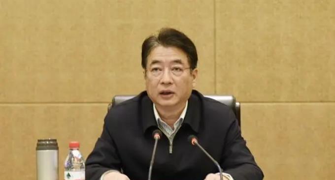 中共中央批准,开除胡强党籍