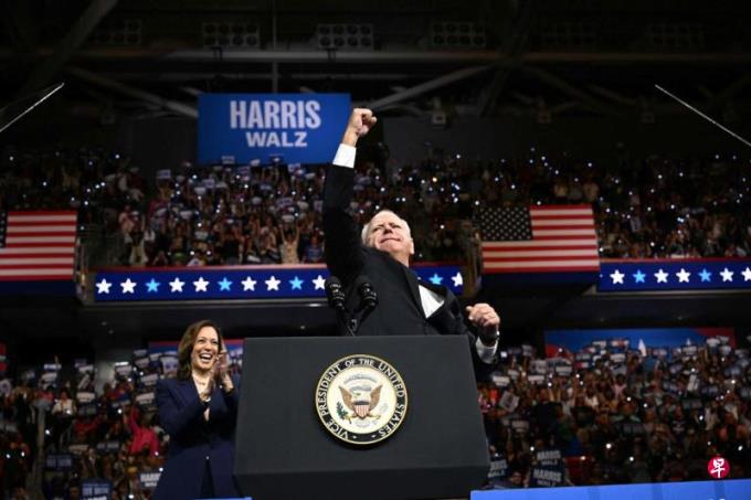 沃尔兹机智亲民 未必提高赢面但能为哈里斯加分