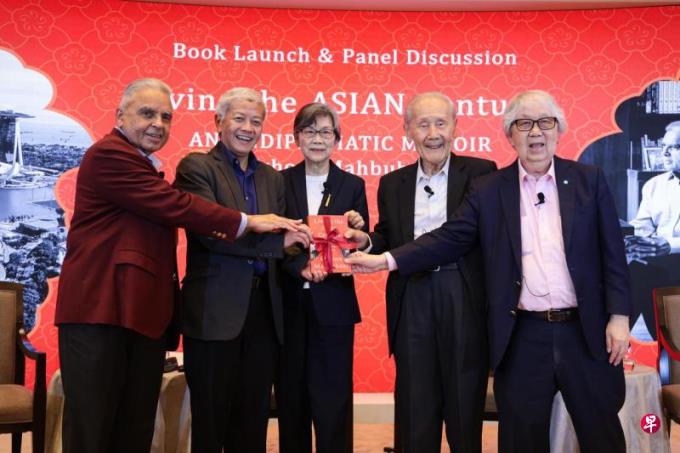 马凯硕曾发表评论惹议 陈庆珠:允许表达不同声音很重要