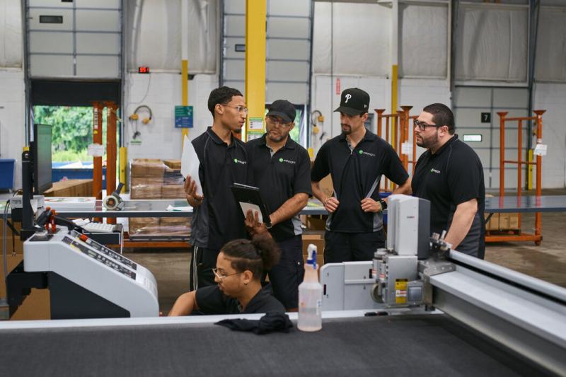 Easy Signs在美国的业务一直在增长,但这家总部位于澳大利亚的公司却在推迟扩张。