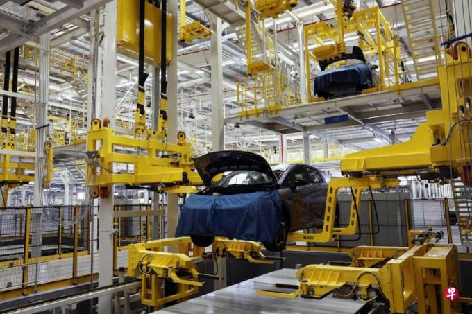 欧盟拟对中国产特斯拉车征税9% 微调上汽比亚迪等税率