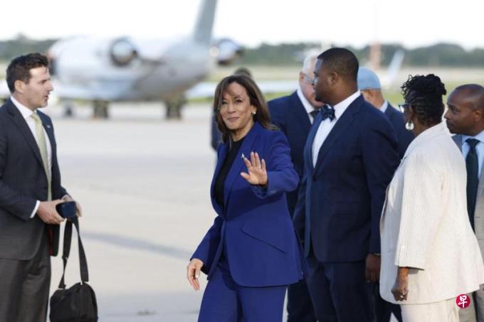 哈里斯竞选活动一个月筹集约5亿美元