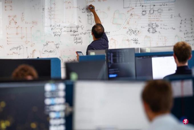 美国收紧量子计算等关键技术出口管制