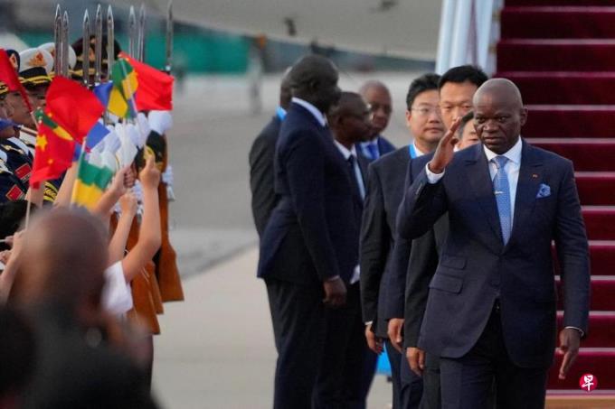 美国据报制定援助非洲加蓬配套 阻中国设军事基地