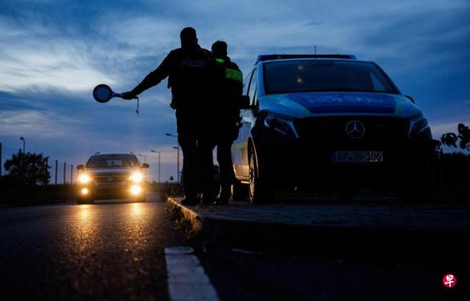 德国将在所有陆地边境实施为期六个月管制