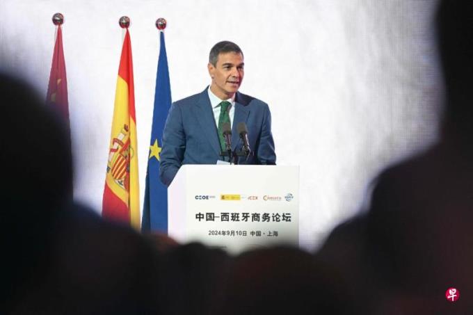 西班牙首相吁通过协商解决中欧贸易争端