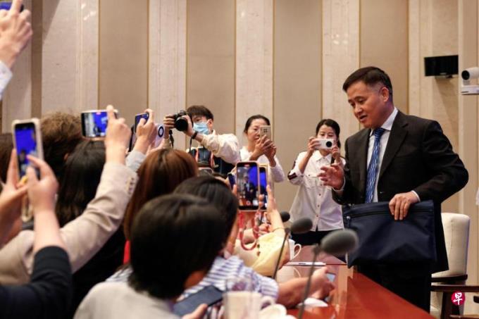 中国加码货币宽松提振经济  学者肯定政策为扭转经济螺旋式下滑做了一半