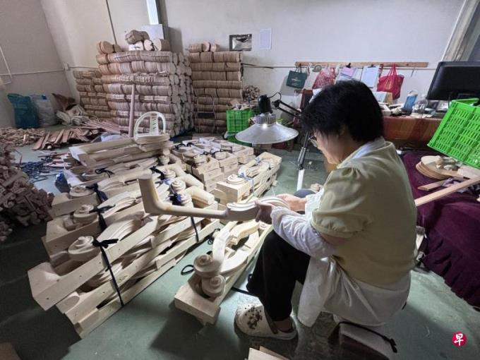 琴韵小镇奏响世界提琴曲