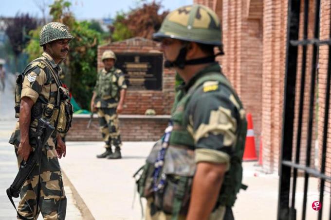 为对抗中国 印度将斥资70亿元建核潜艇买无人机